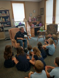 CEO of Co-Mo Electric Co-op reads to 1st grade