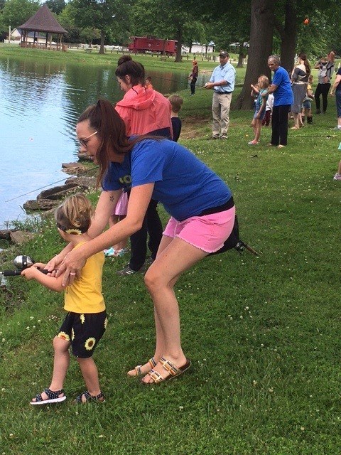 children fishing